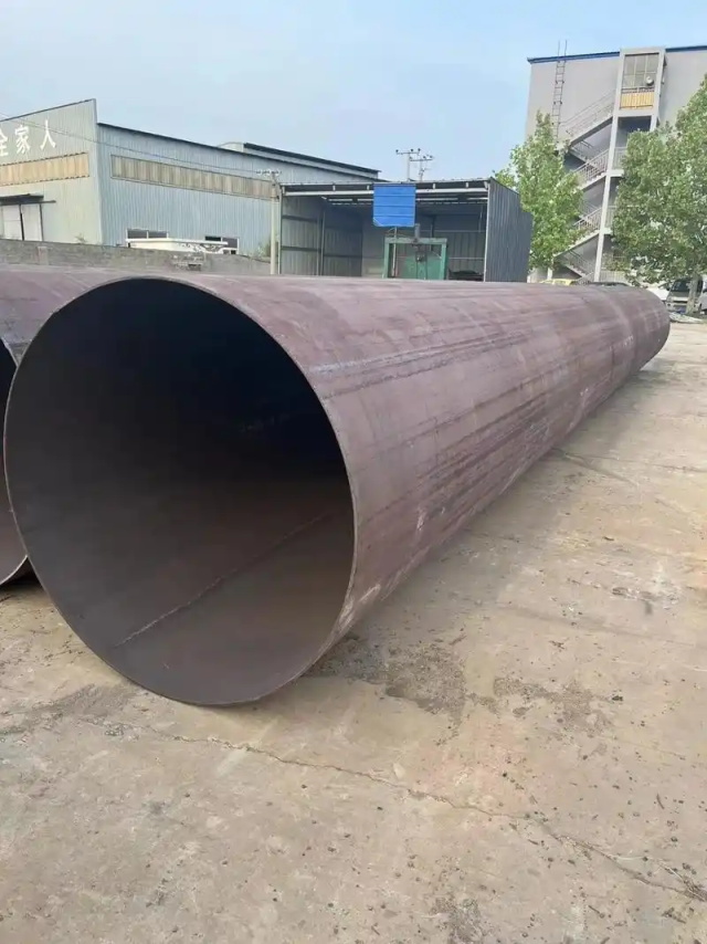 龙凤大口径12Cr1MoVG无缝钢管